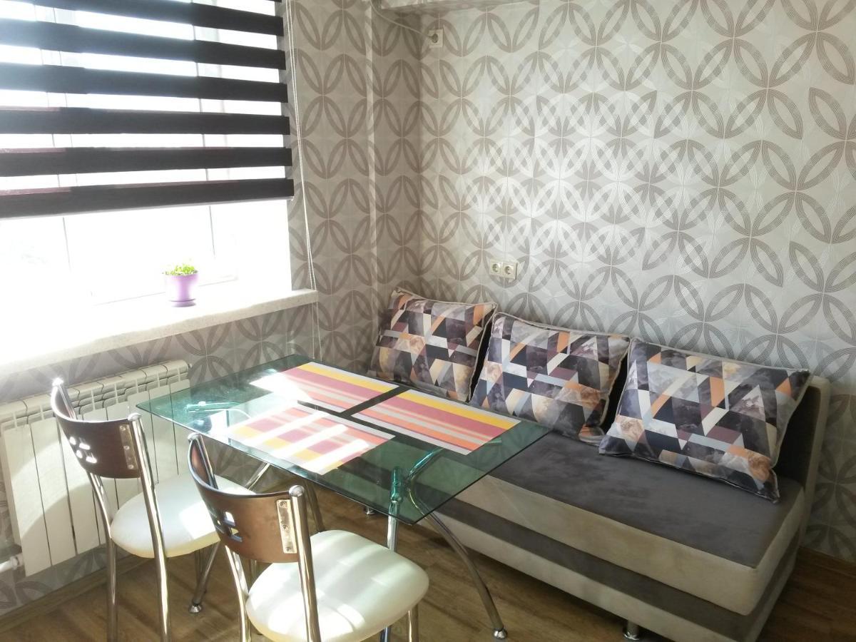 "Картина Горных Вершин" Квартира- "Mountain View" Apartment Alma-Ata Buitenkant foto